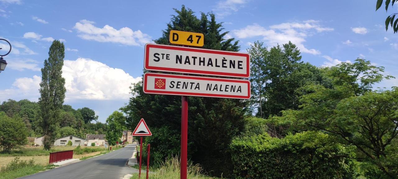 Aux Couleurs D'Esteil Sainte-Nathalène 外观 照片